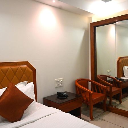 Harley Residency Hotel Kannur ภายนอก รูปภาพ