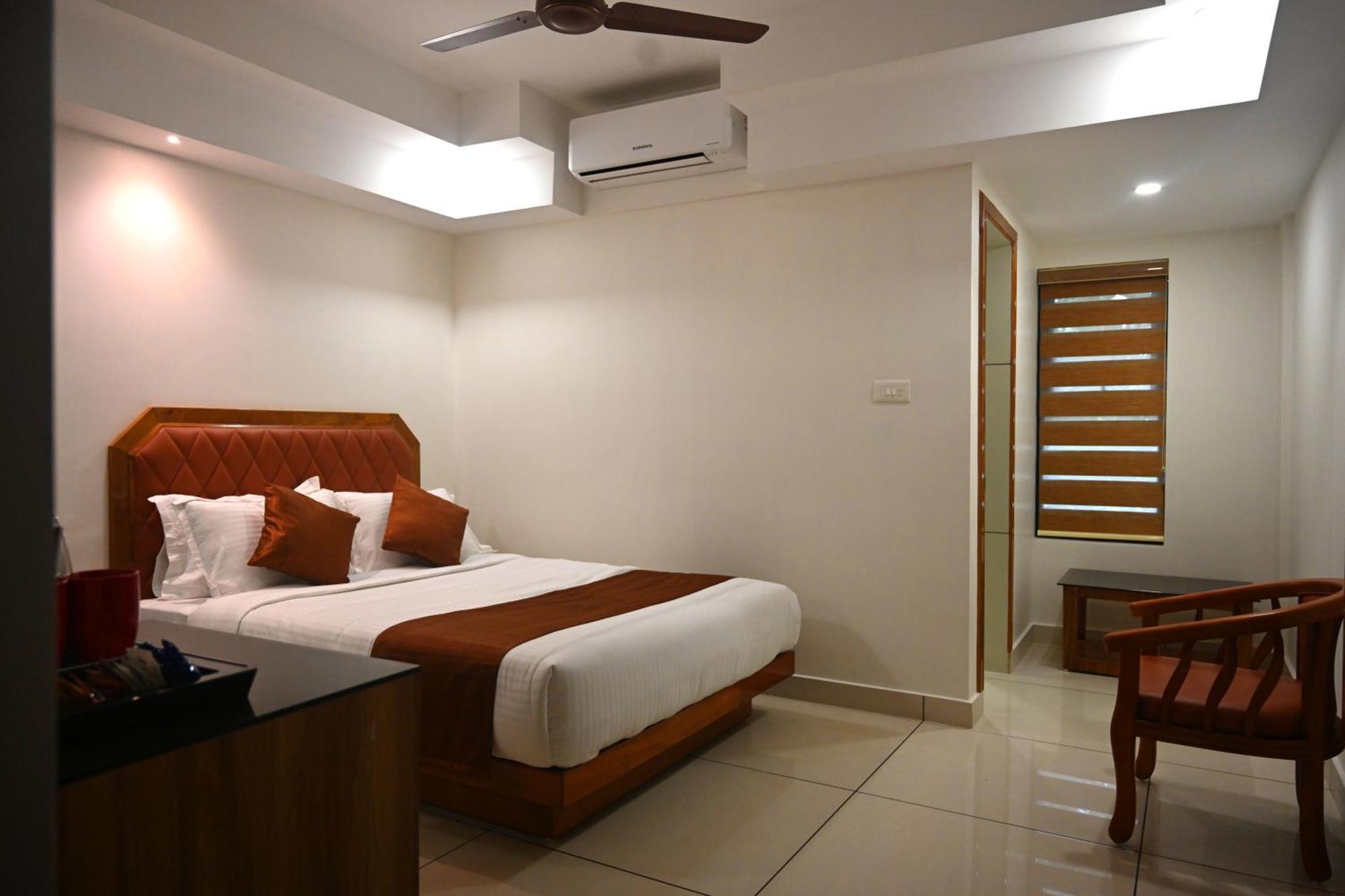 Harley Residency Hotel Kannur ภายนอก รูปภาพ