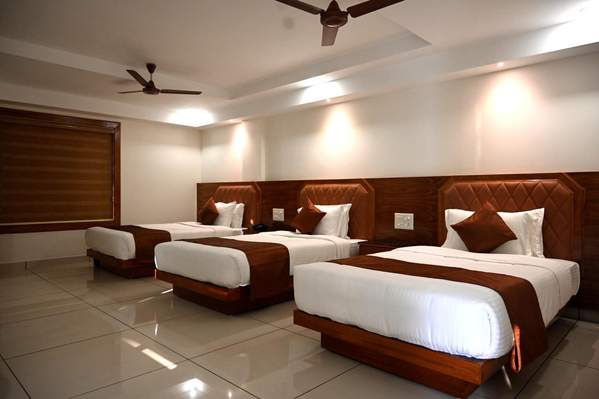 Harley Residency Hotel Kannur ภายนอก รูปภาพ